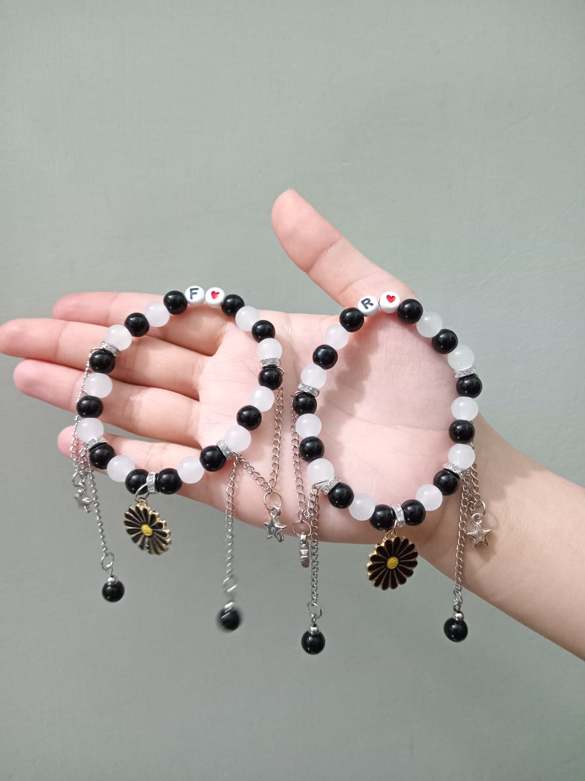 💖 Custom Name Beads Bracelet – Personalized Friendship & Couple Bracelet